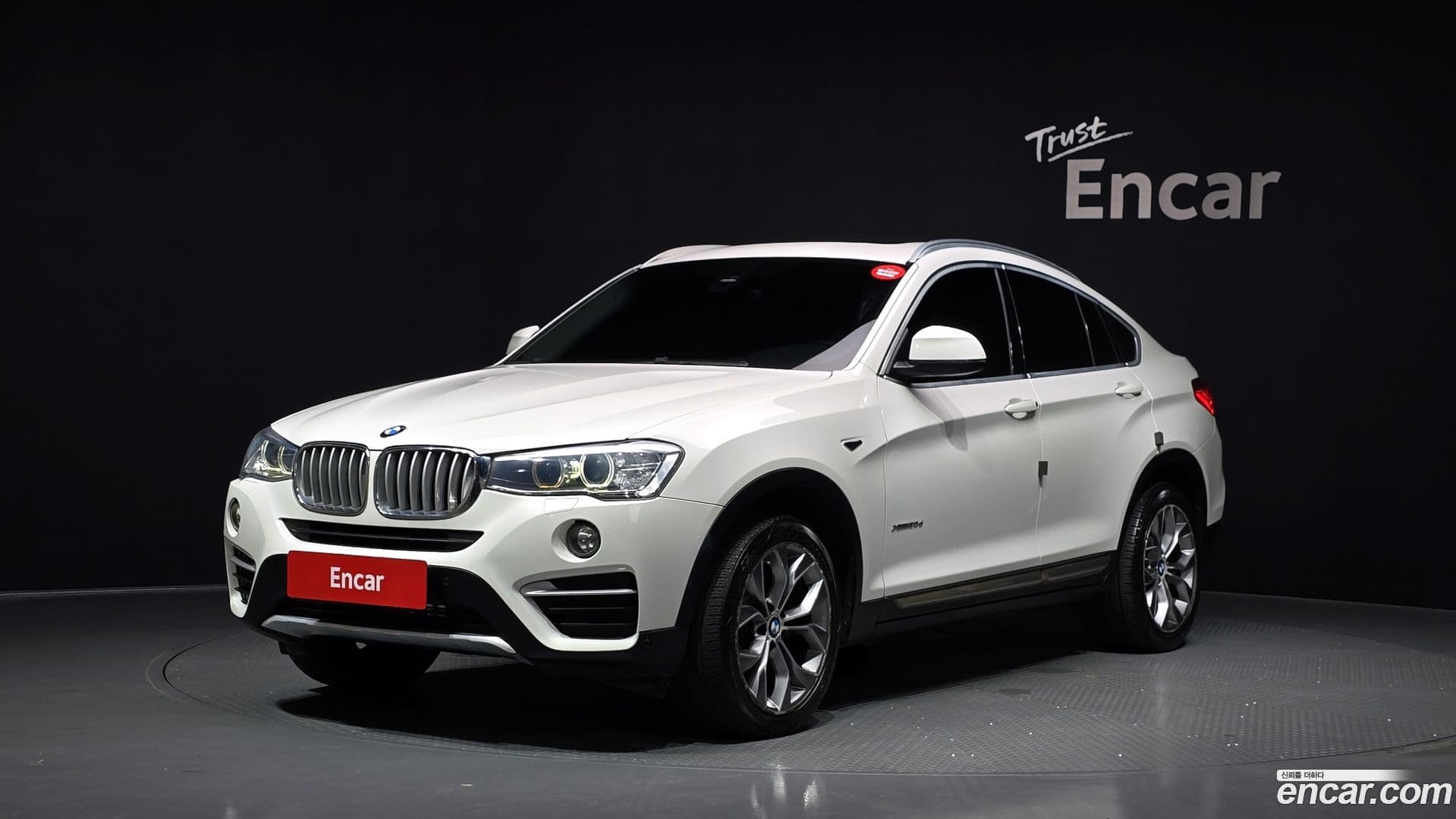 Main__Slider__Photo:X4 BMW 2016.2-0