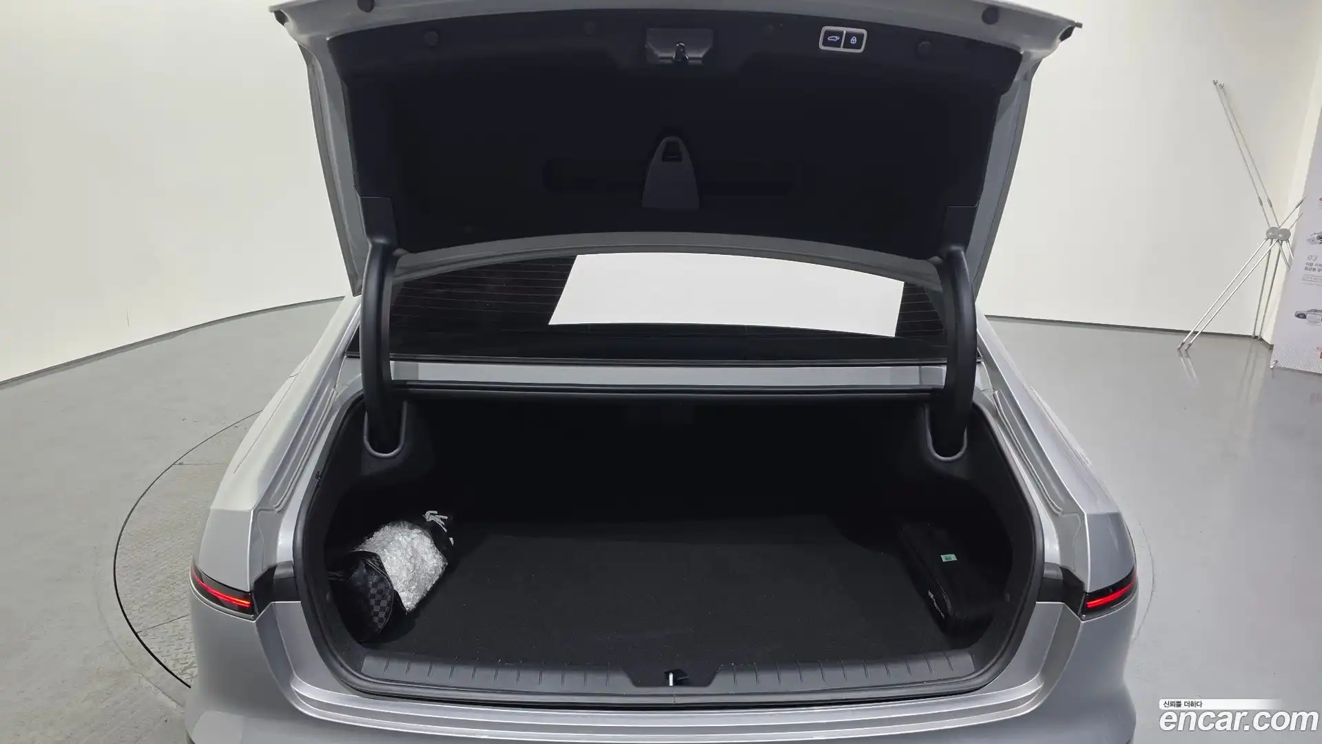 Grandeur Hyundai 2023.5-OPTION-024