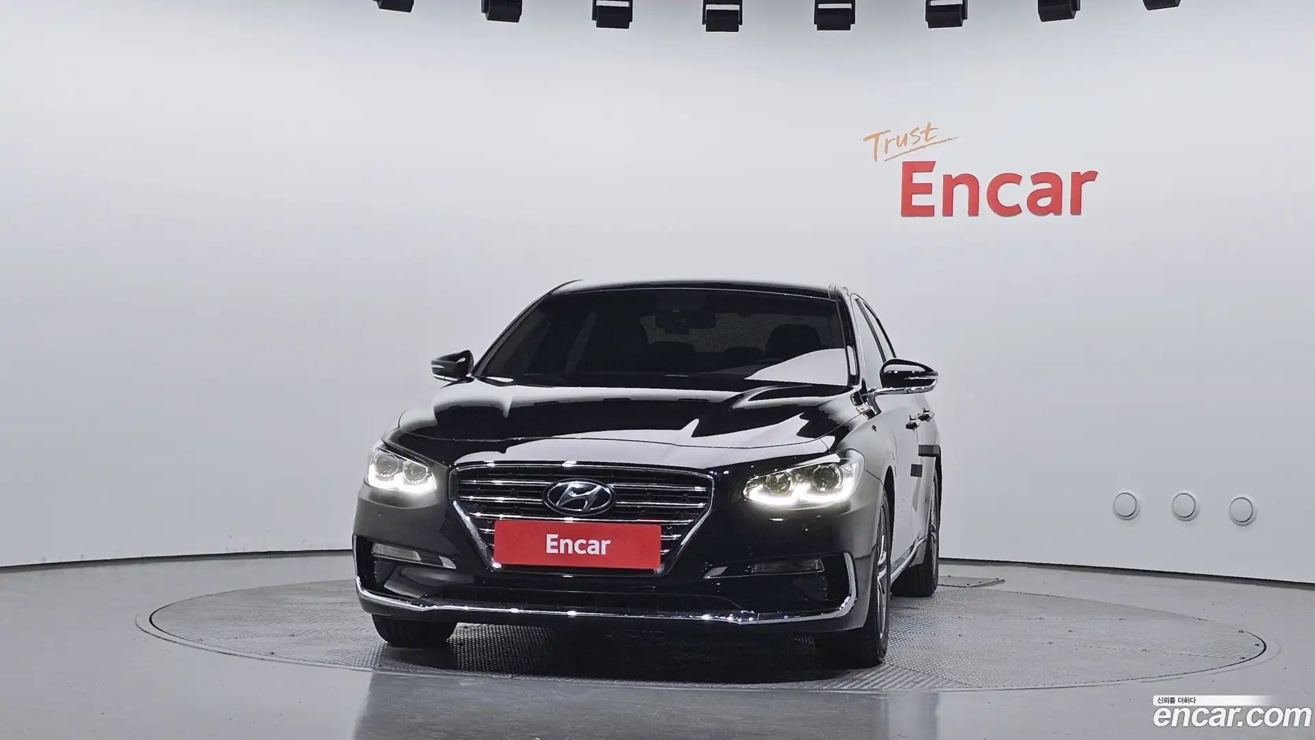 Grandeur Hyundai 2016.11-OUTER-003