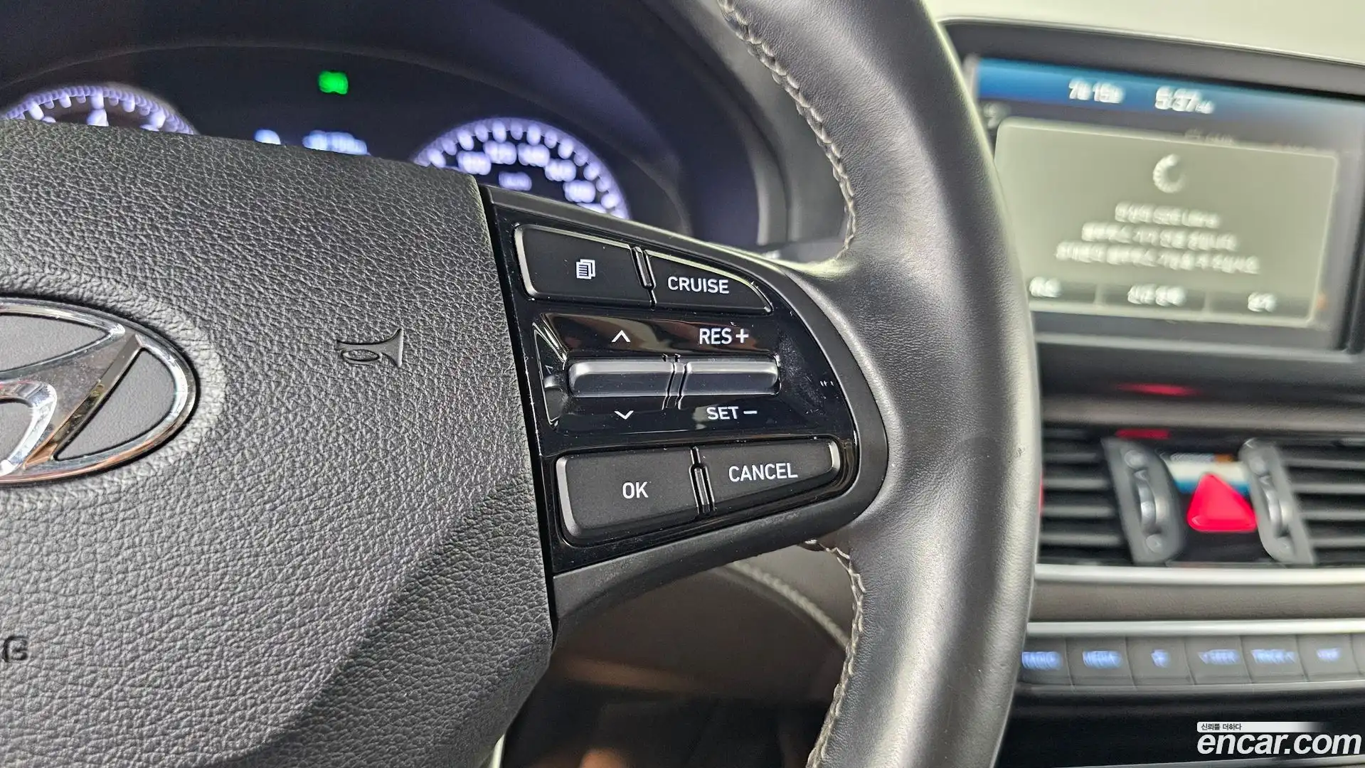 Grandeur Hyundai 2016.11-OPTION-020