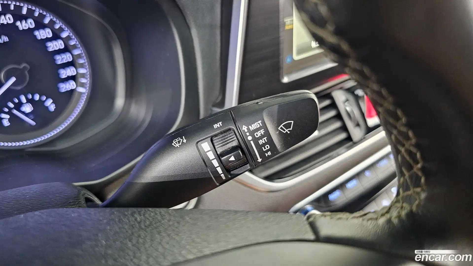 Grandeur Hyundai 2016.11-OPTION-024