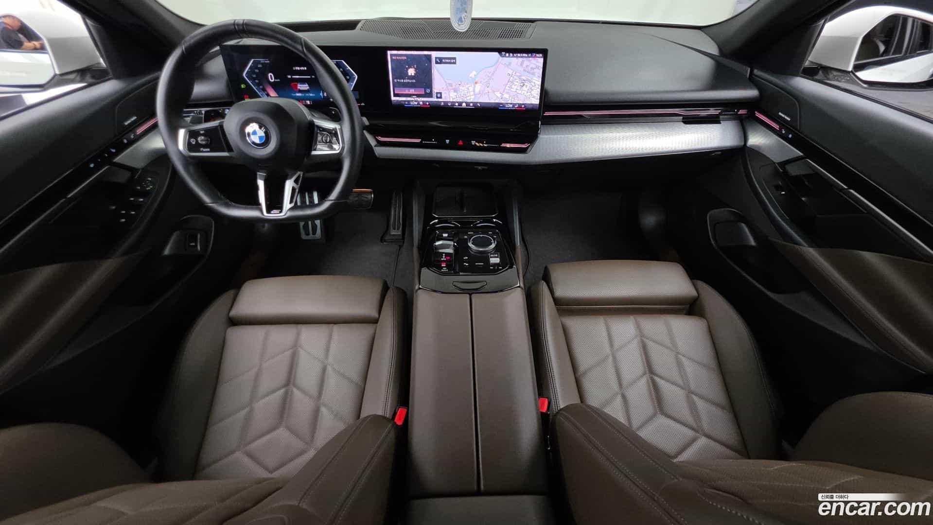 5-Series BMW 2024.1-INNER-007
