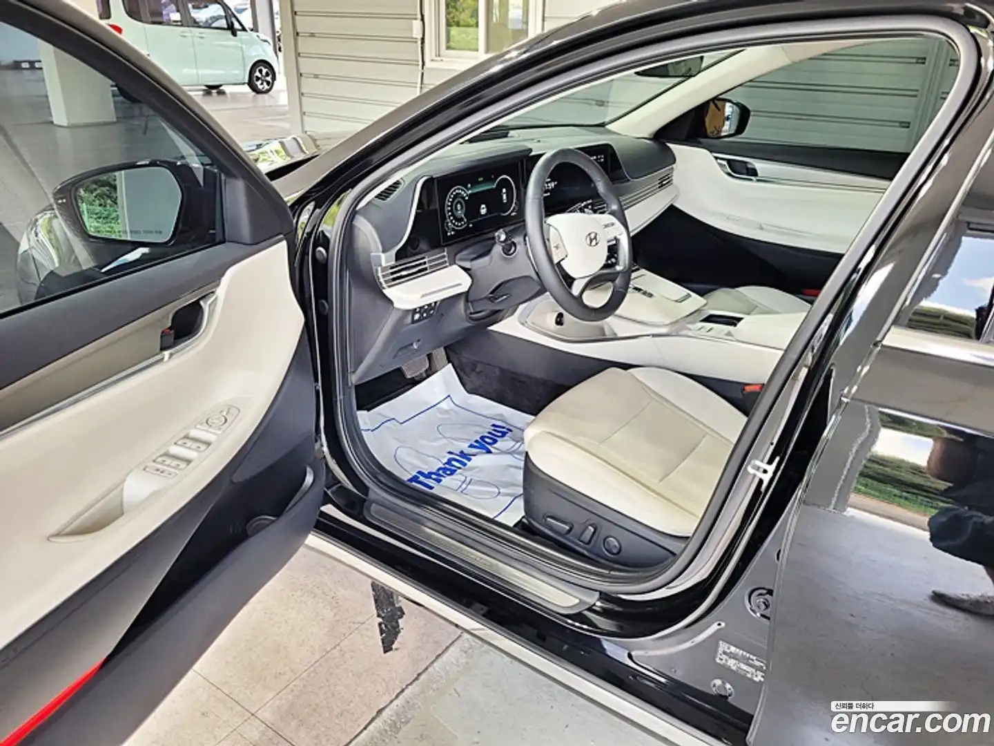 Grandeur Hyundai 2021.10-INNER-010
