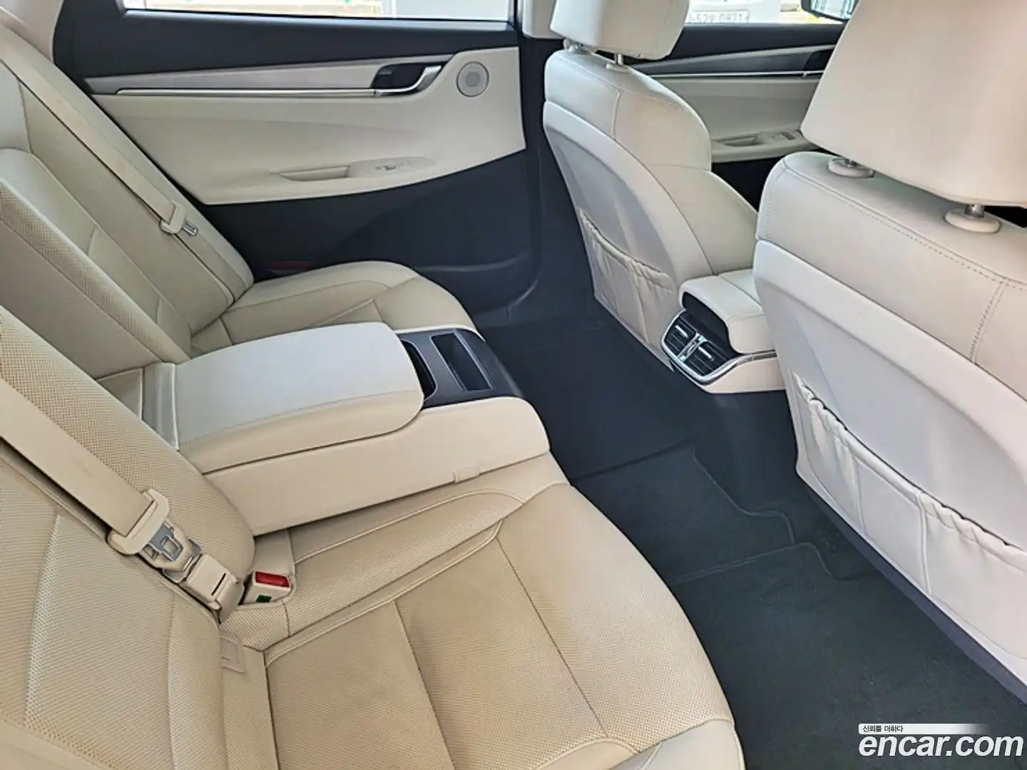 Grandeur Hyundai 2021.10-OPTION-023