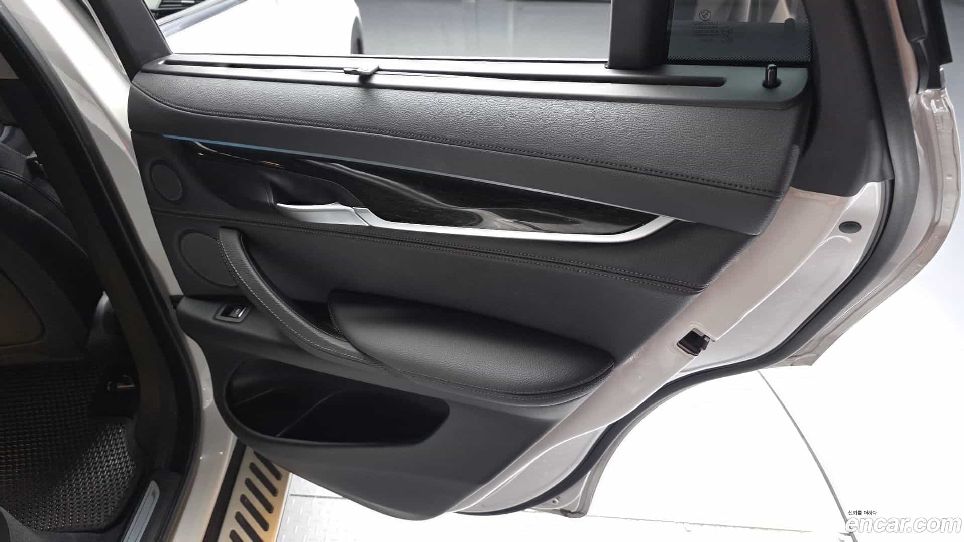 X6 BMW 2018.6-INNER-035