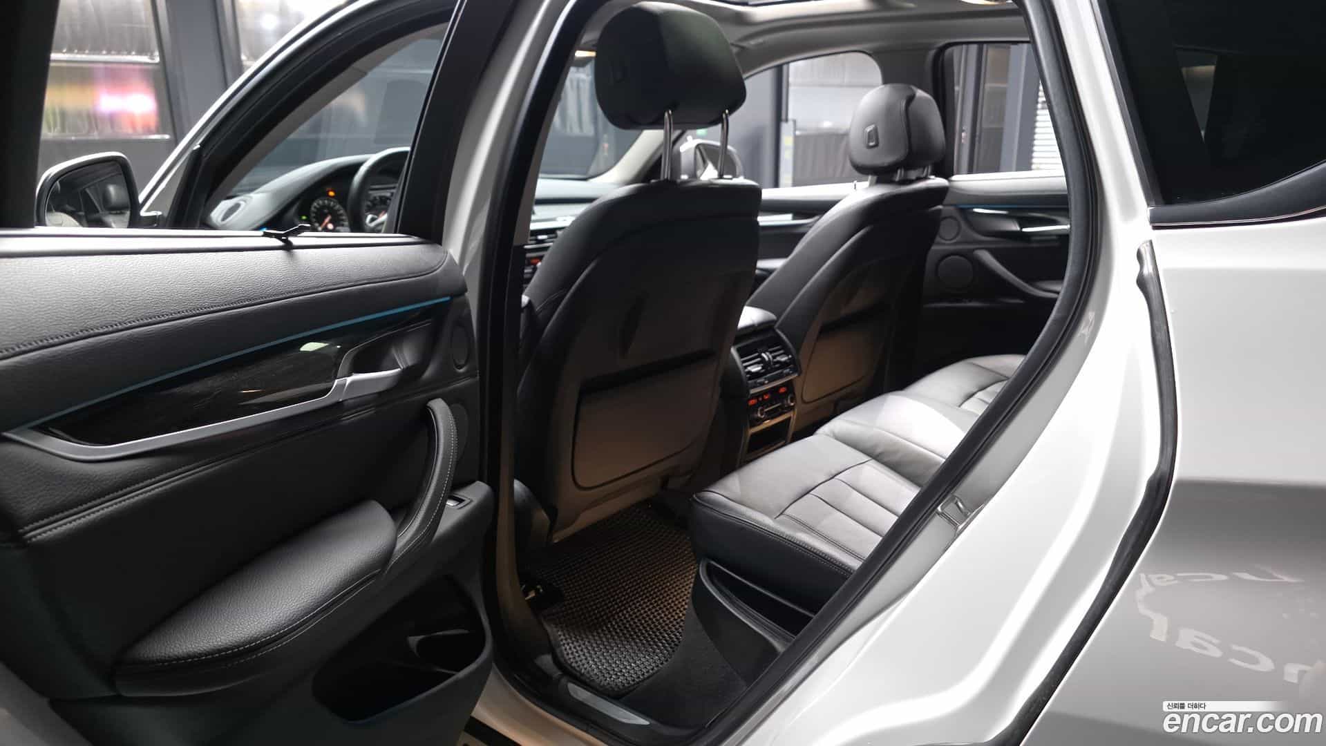 X6 BMW 2018.6-INNER-036