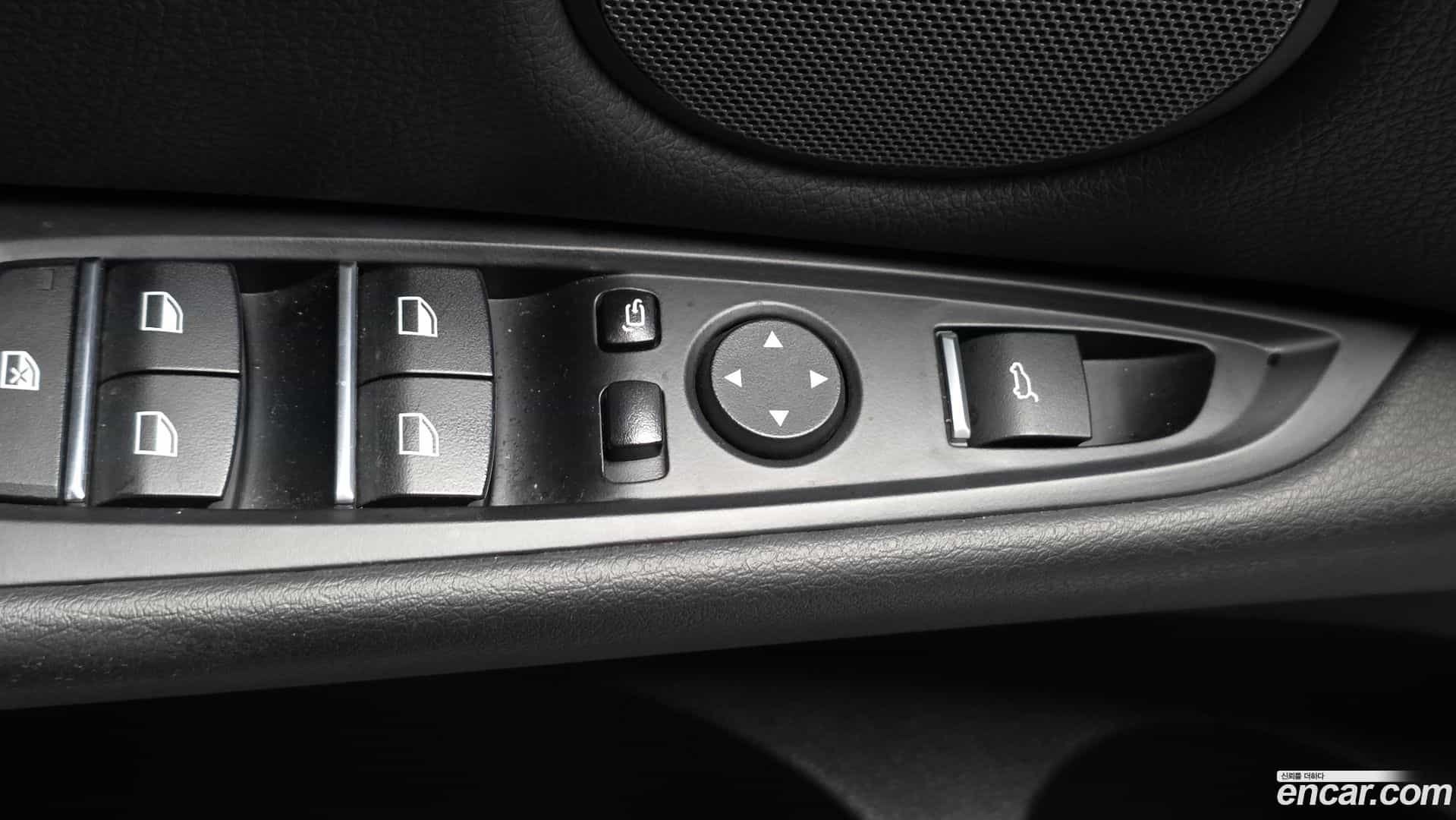 X6 BMW 2018.6-OPTION-041