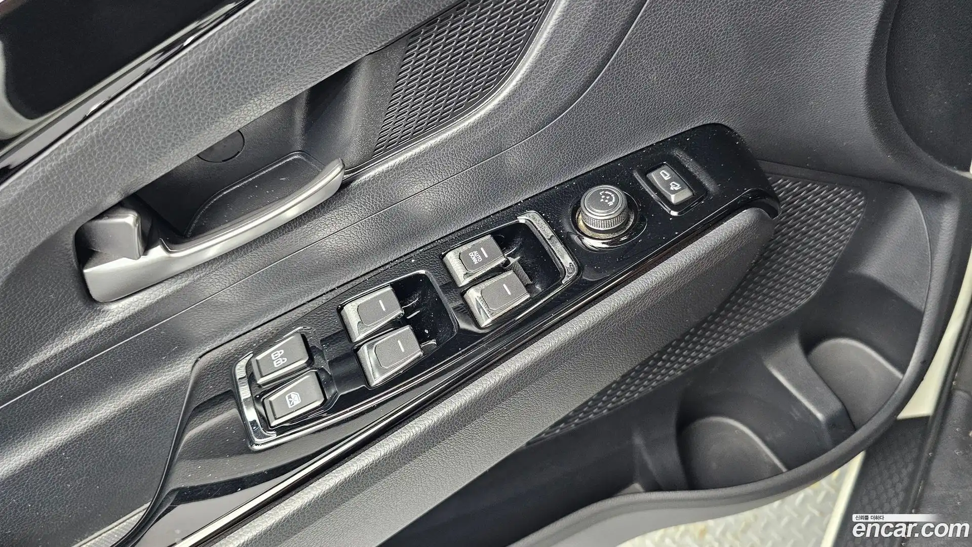 KORANDO KG Mobility 2020.4-OPTION-022