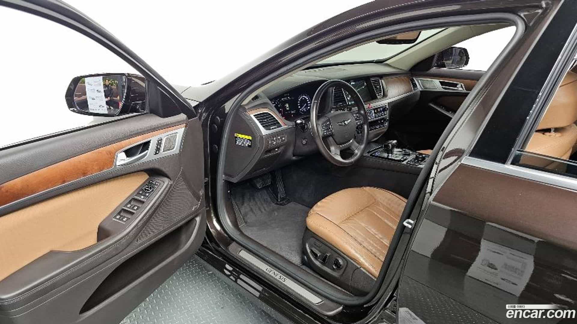 G80 Genesis 2018.2-OPTION-015