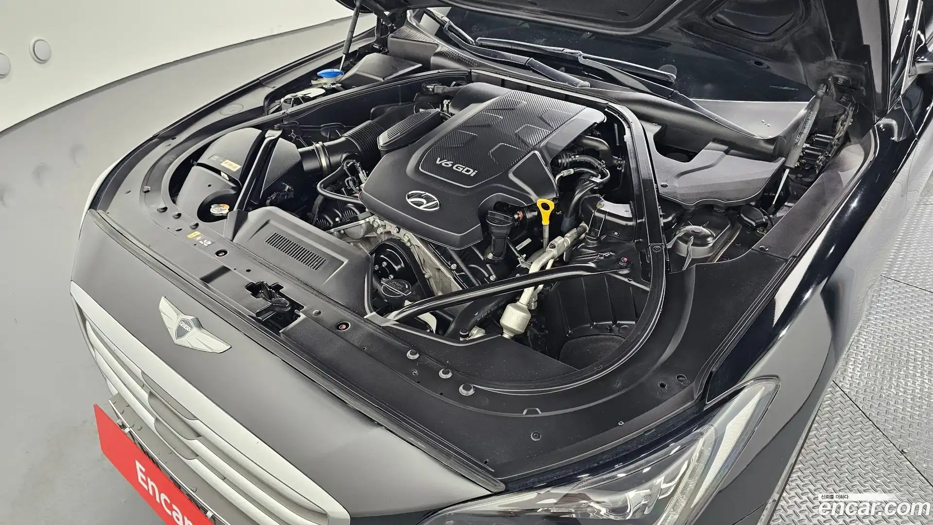 Genesis Hyundai 2016.0-OUTER-006