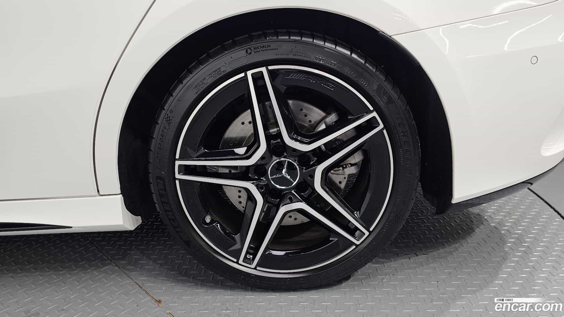 A-Class Mercedes-Benz 2022.10-OUTER-031