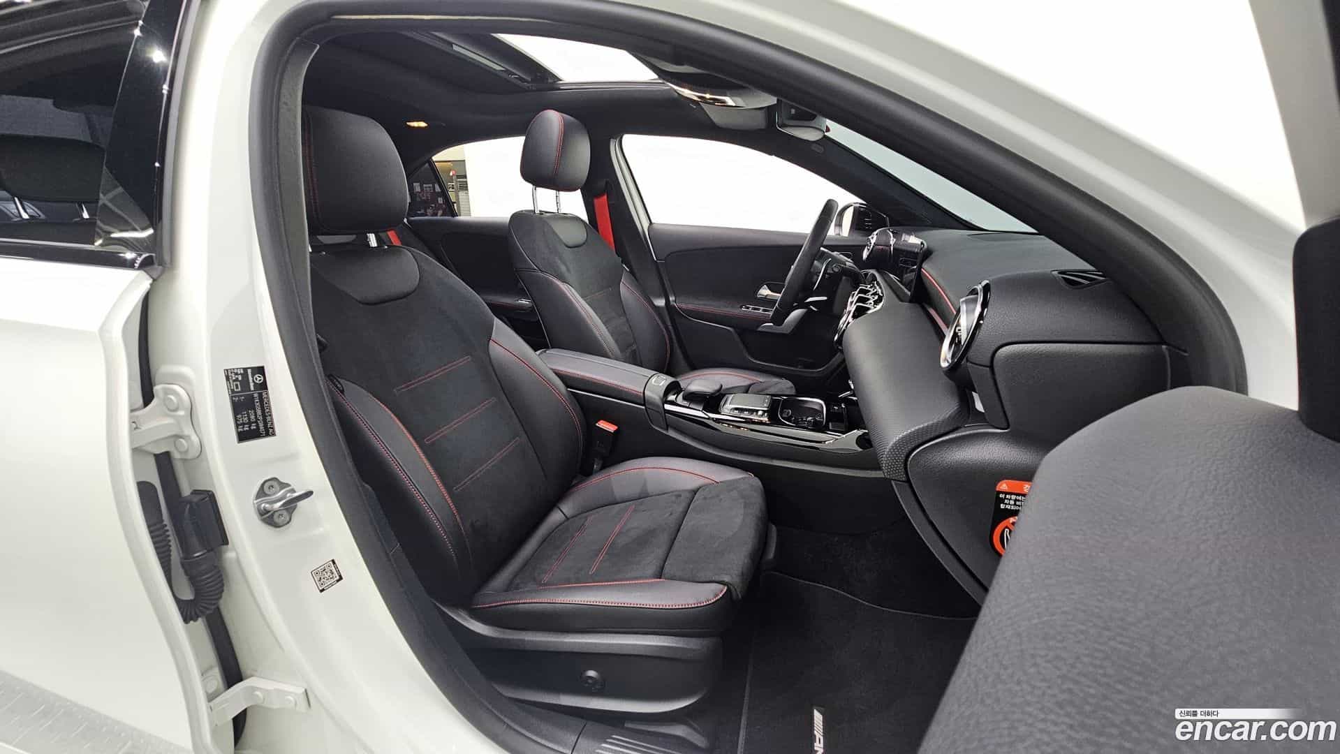 A-Class Mercedes-Benz 2022.10-INNER-036