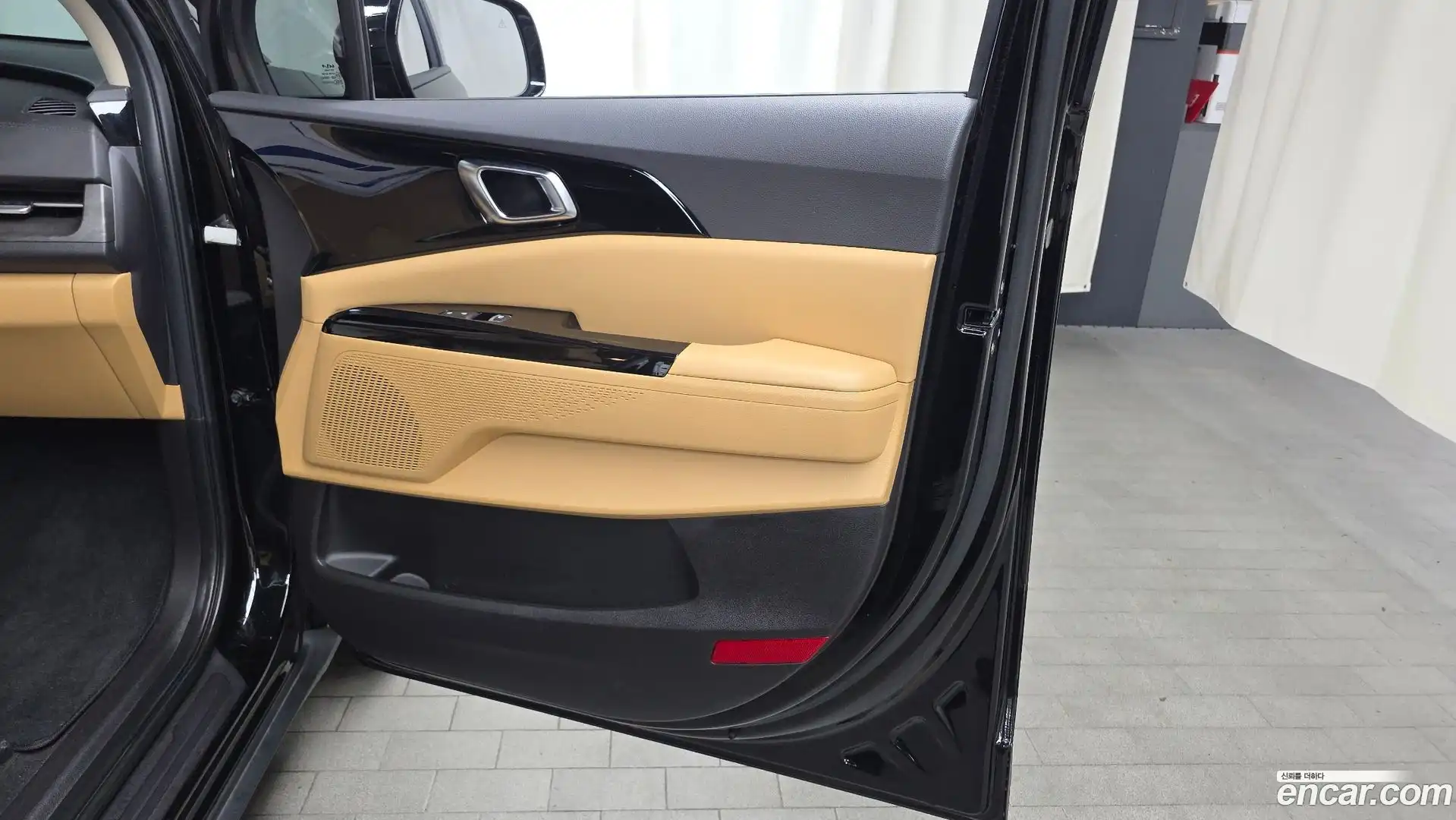 Canival Kia 2022.5-INNER-035