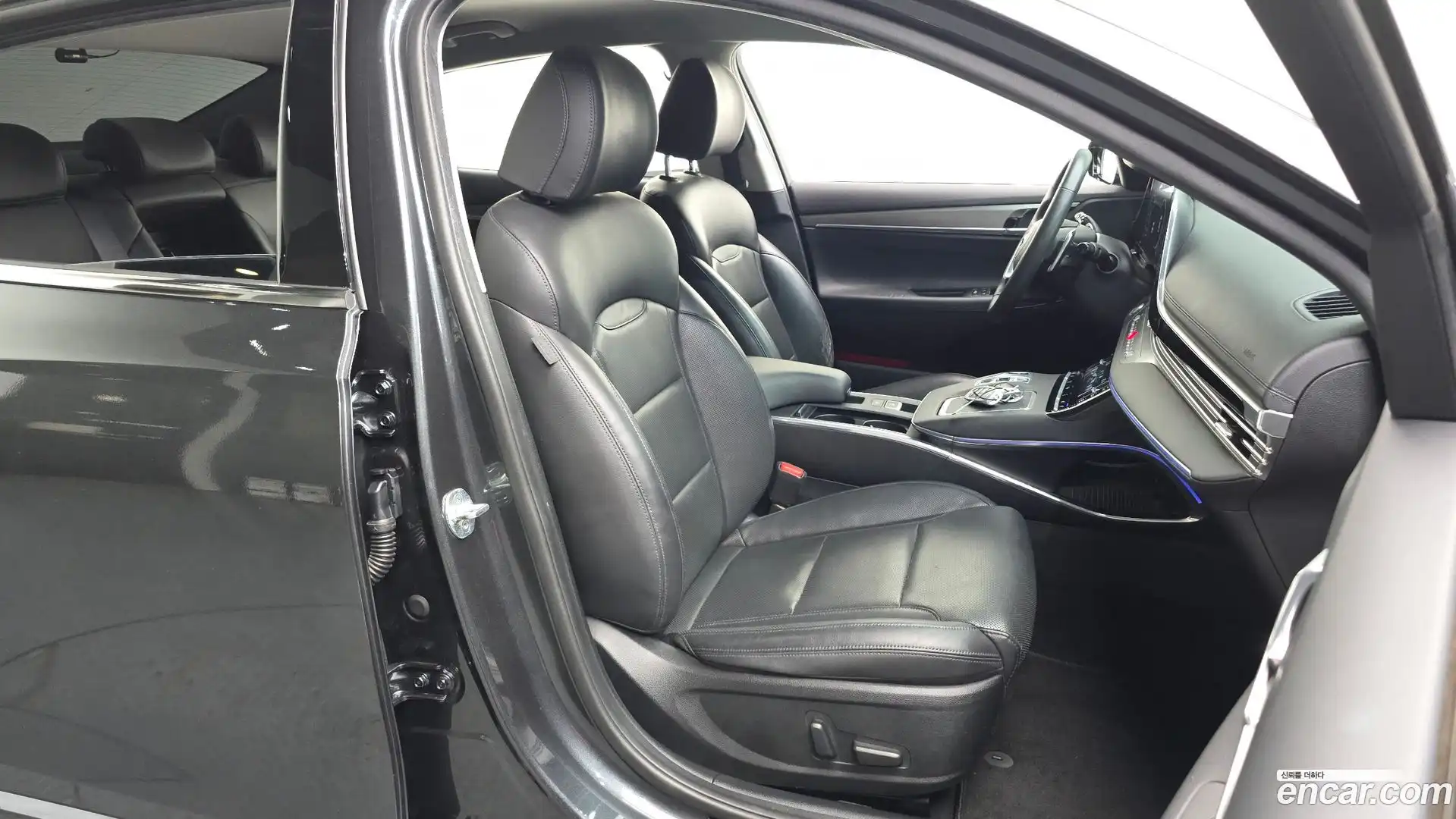Grandeur Hyundai 2021.6-OPTION-016