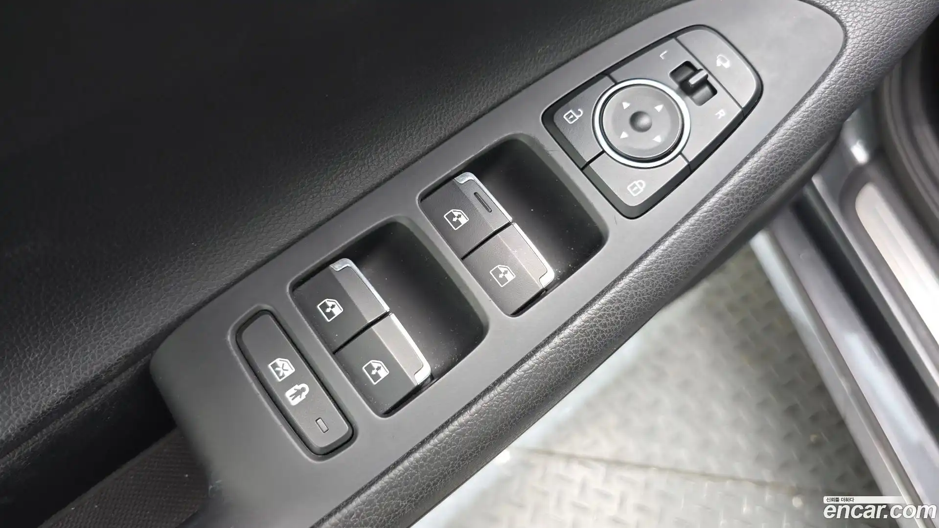 Grandeur Hyundai 2021.6-OPTION-018