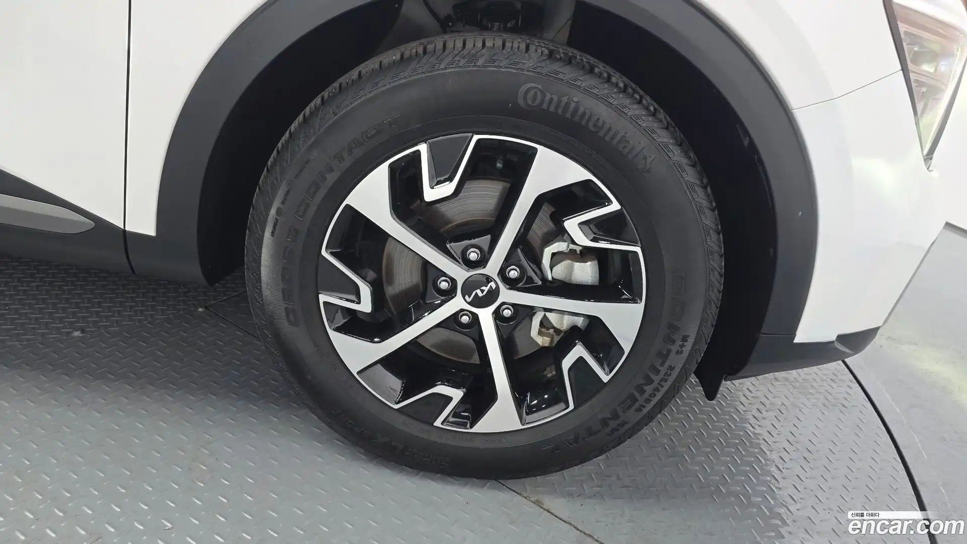 Sportage Kia 2023.6-OUTER-031