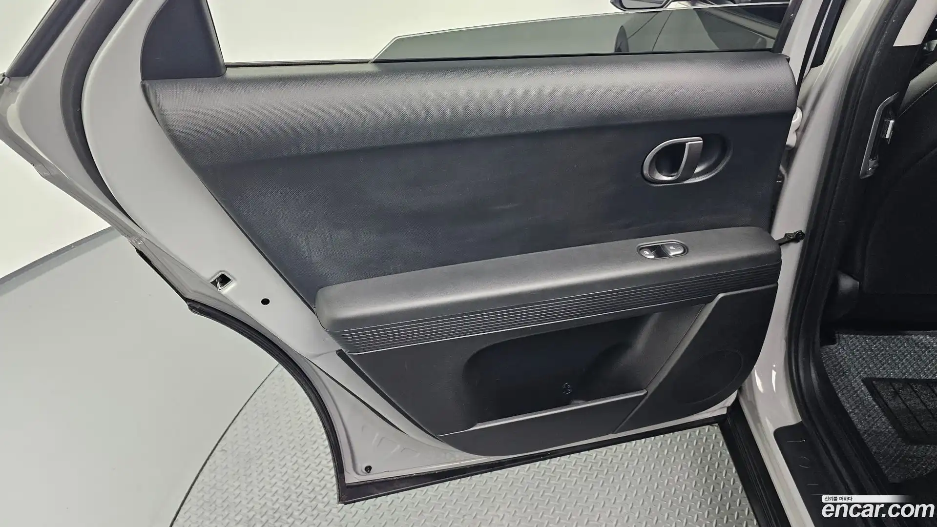 Ioniq5 Hyundai 2024.4-INNER-035