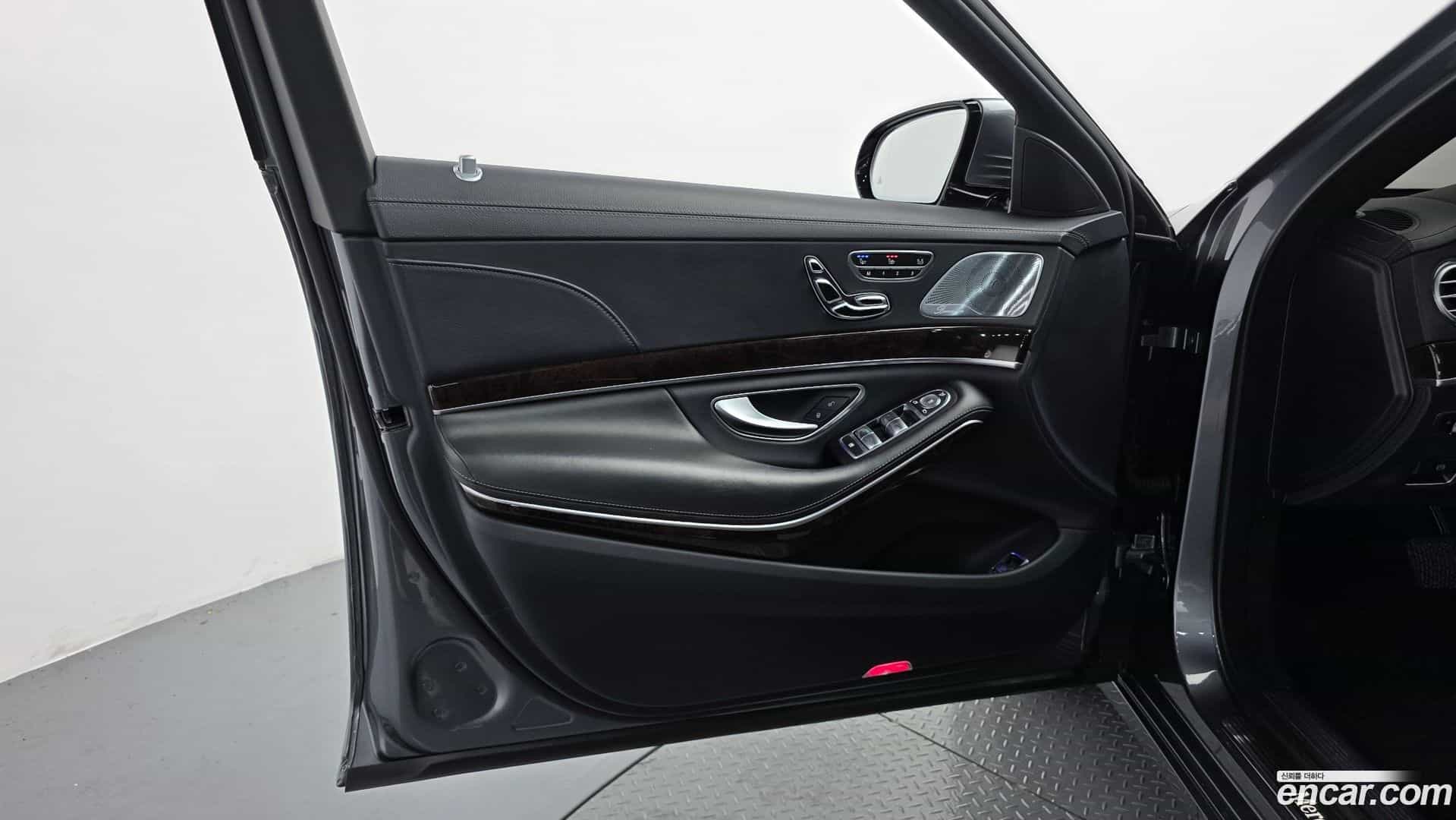 S-Class Mercedes-Benz 2020.10-INNER-034