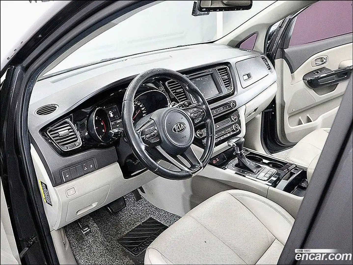 Canival Kia 2017.0-OPTION-021