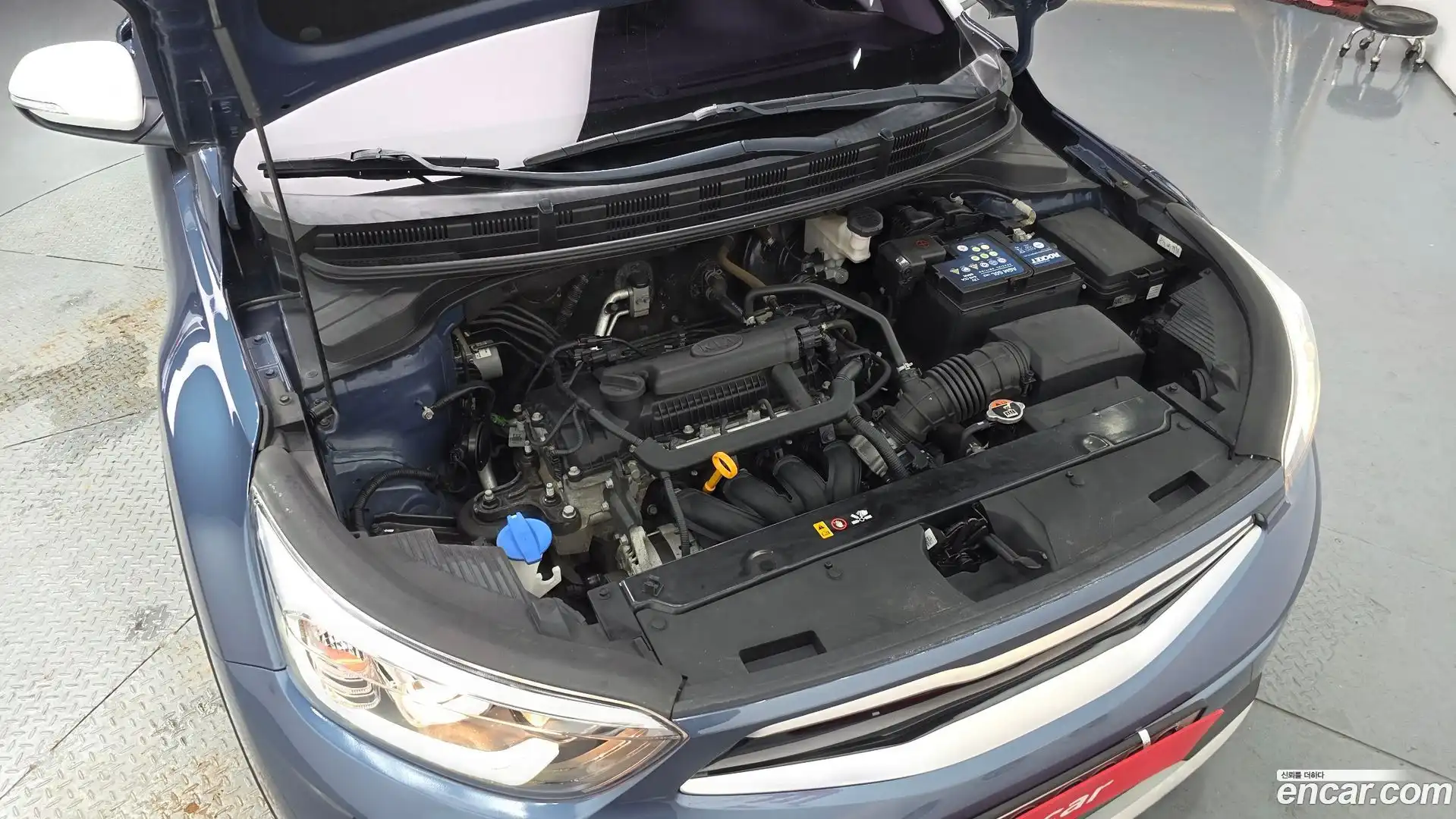 Stonic Kia 2018.0-OUTER-006