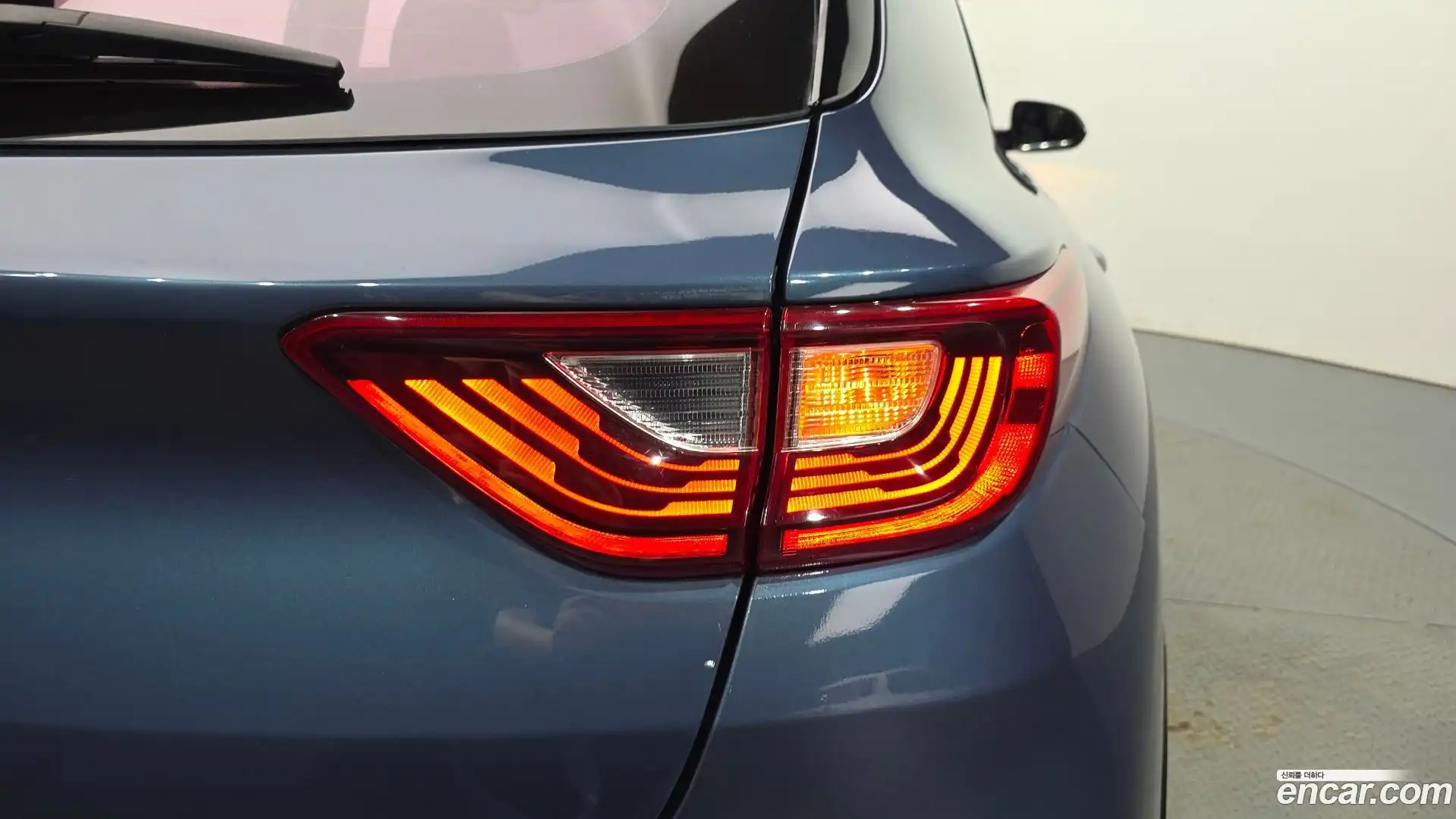 Stonic Kia 2018.0-OUTER-033