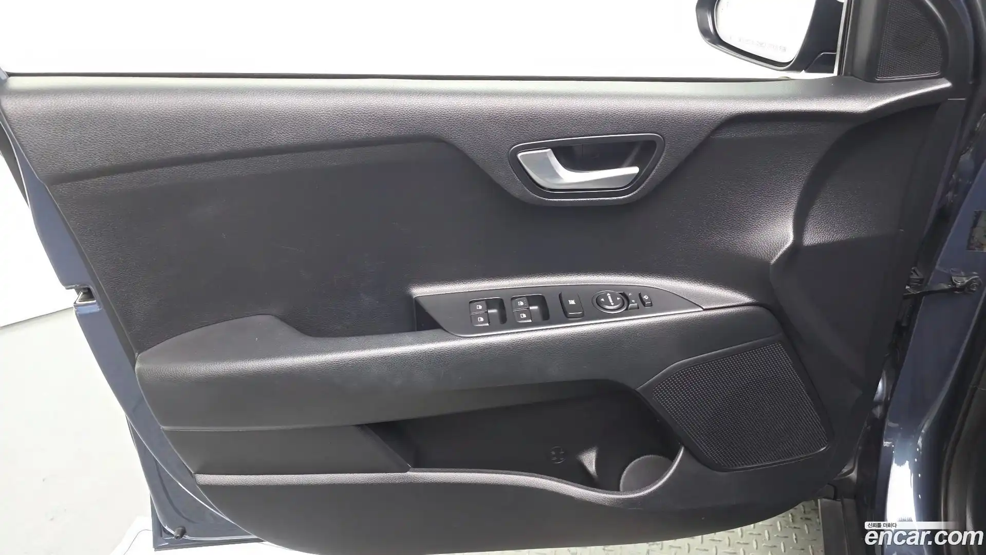 Stonic Kia 2018.0-INNER-034