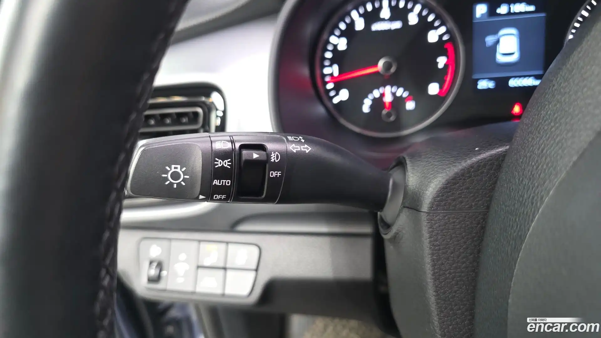 Stonic Kia 2018.0-OPTION-042