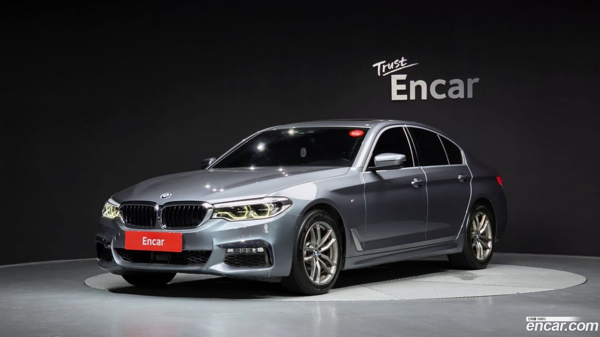 Main__Slider__Photo:5-Series BMW 2018.0-0