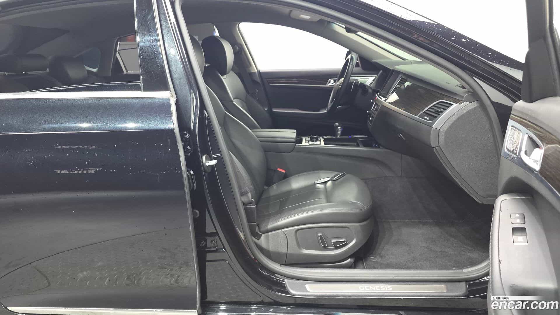 G80 Genesis 2019.8-INNER-036