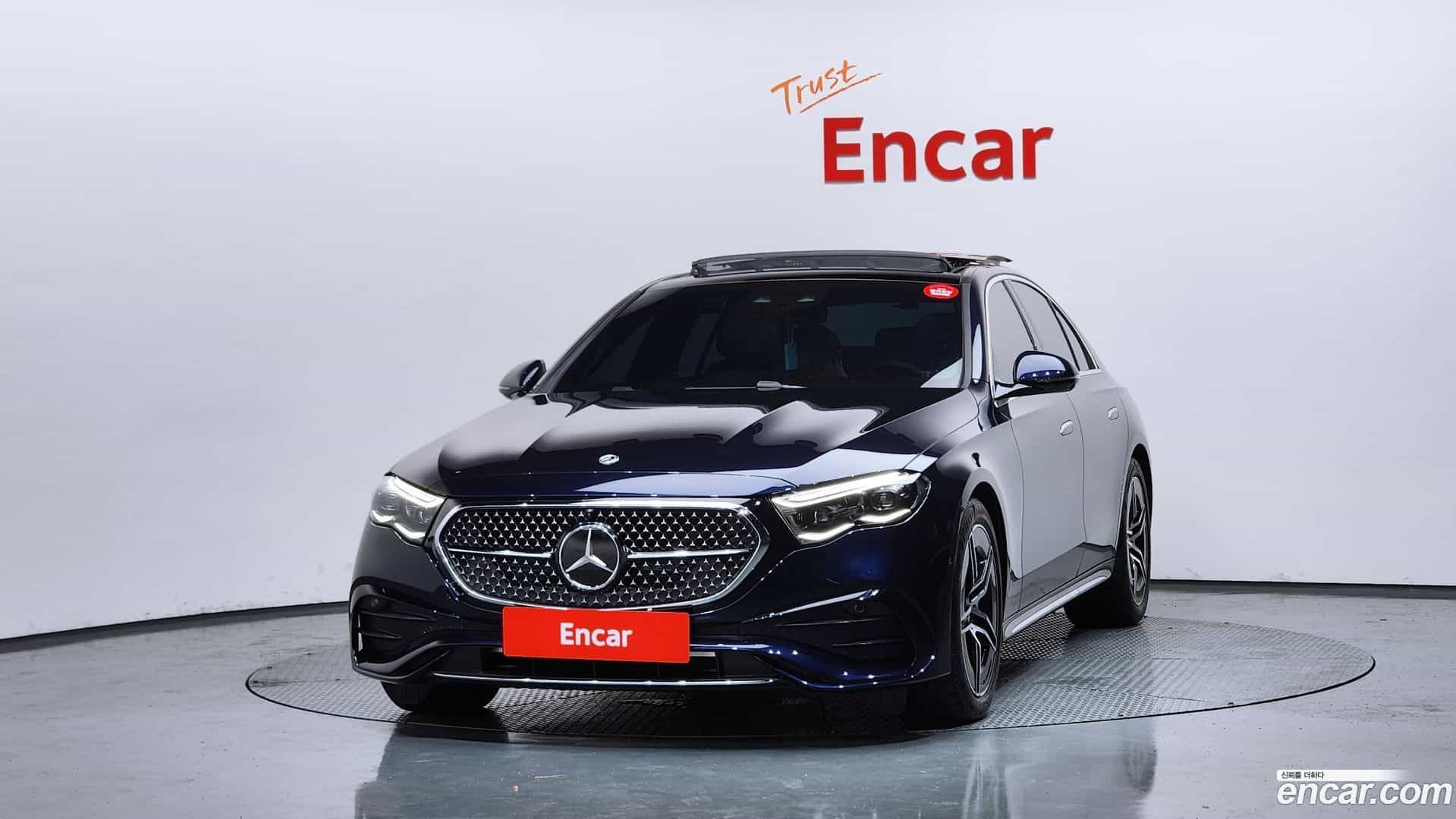 E-Class Mercedes-Benz 2025.8-OUTER-003