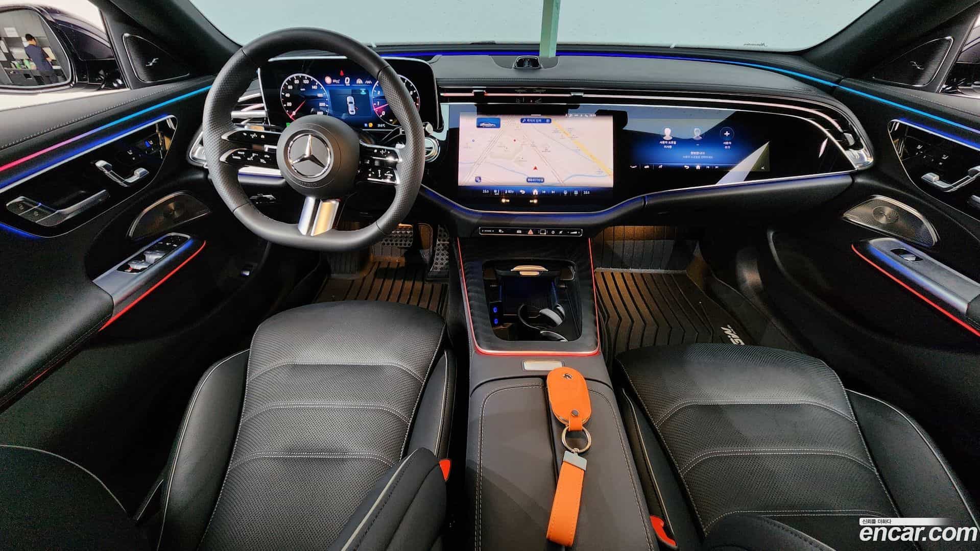 E-Class Mercedes-Benz 2025.8-INNER-007