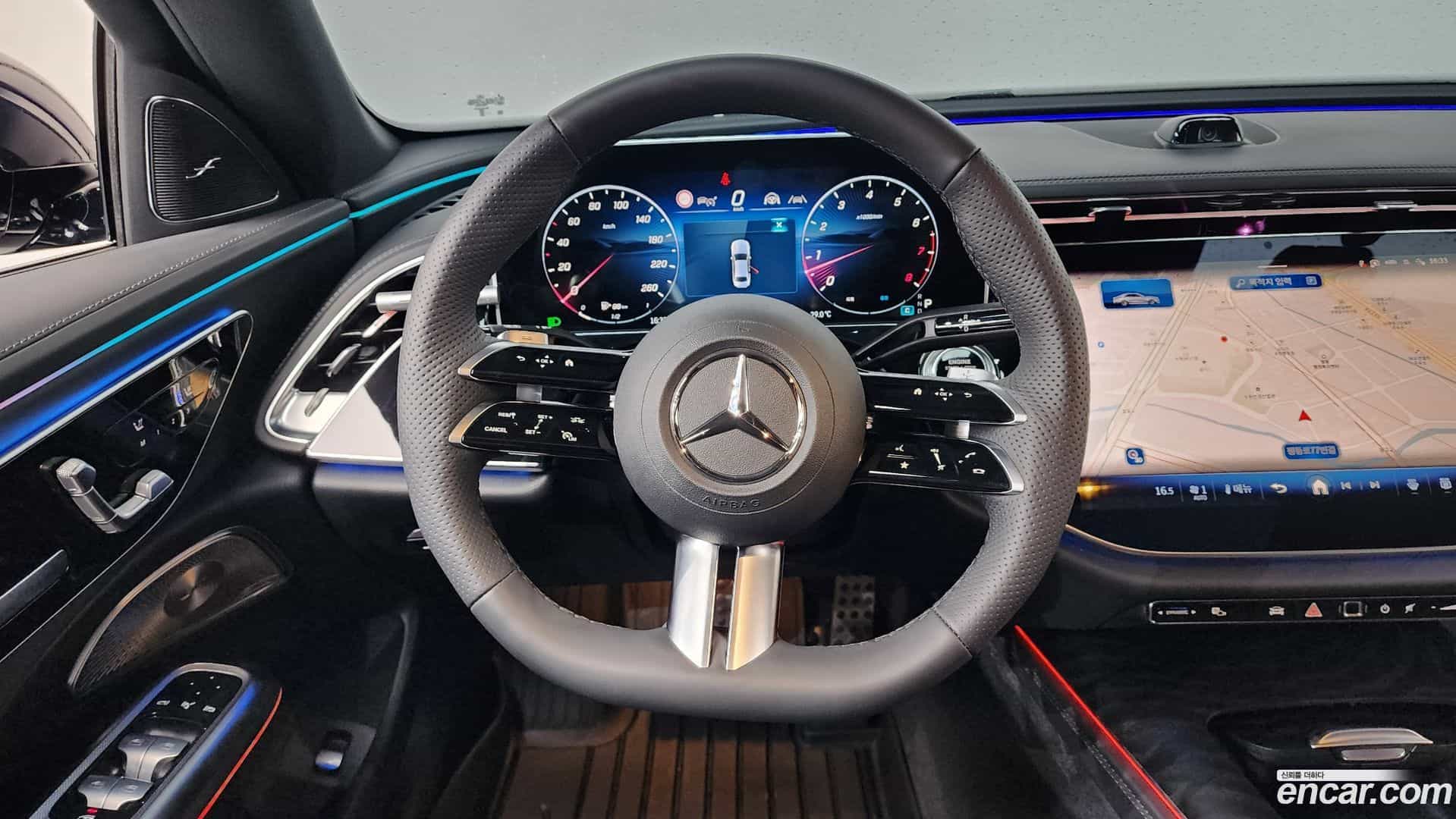 E-Class Mercedes-Benz 2025.8-OPTION-017