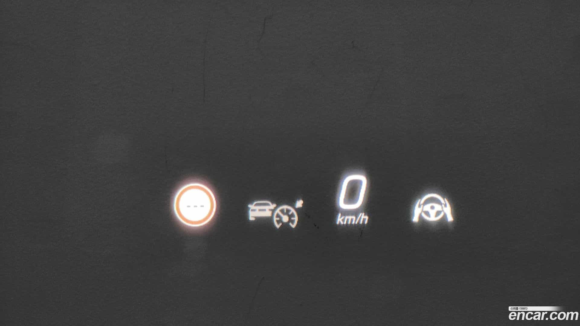 E-Class Mercedes-Benz 2025.8-OPTION-047