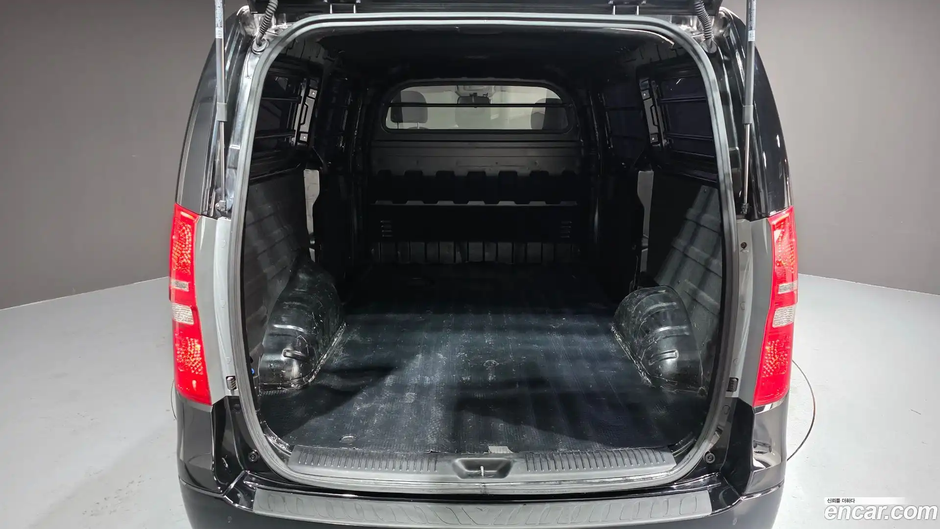 Starex Hyundai 2019.10-OPTION-018