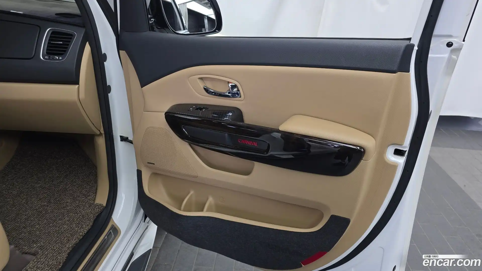 Canival Kia 2018.9-INNER-035
