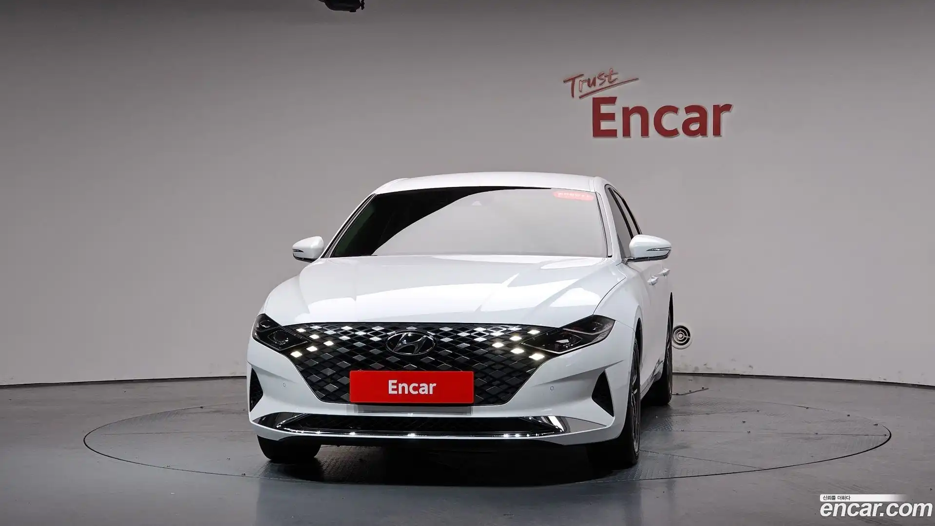 Grandeur Hyundai 2022.7-OUTER-003