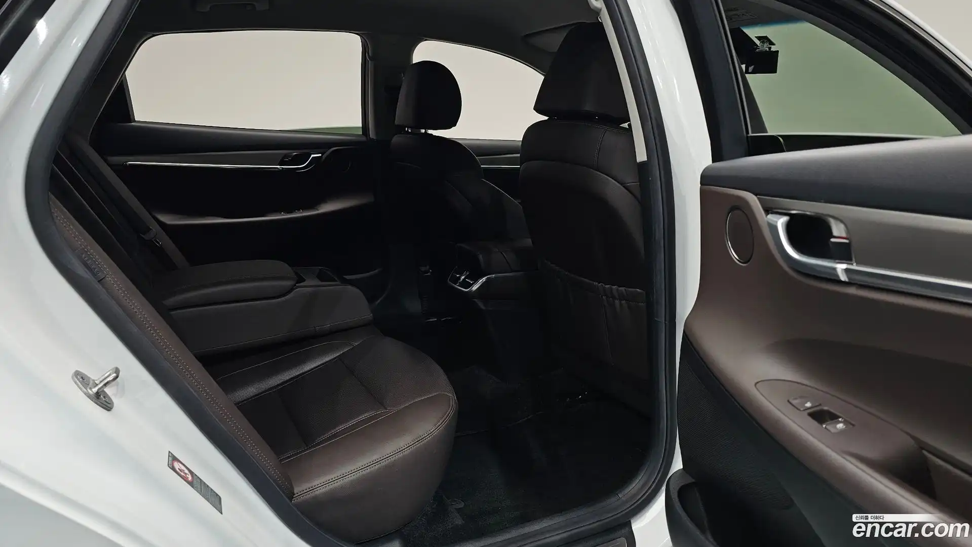 Grandeur Hyundai 2022.7-OPTION-015