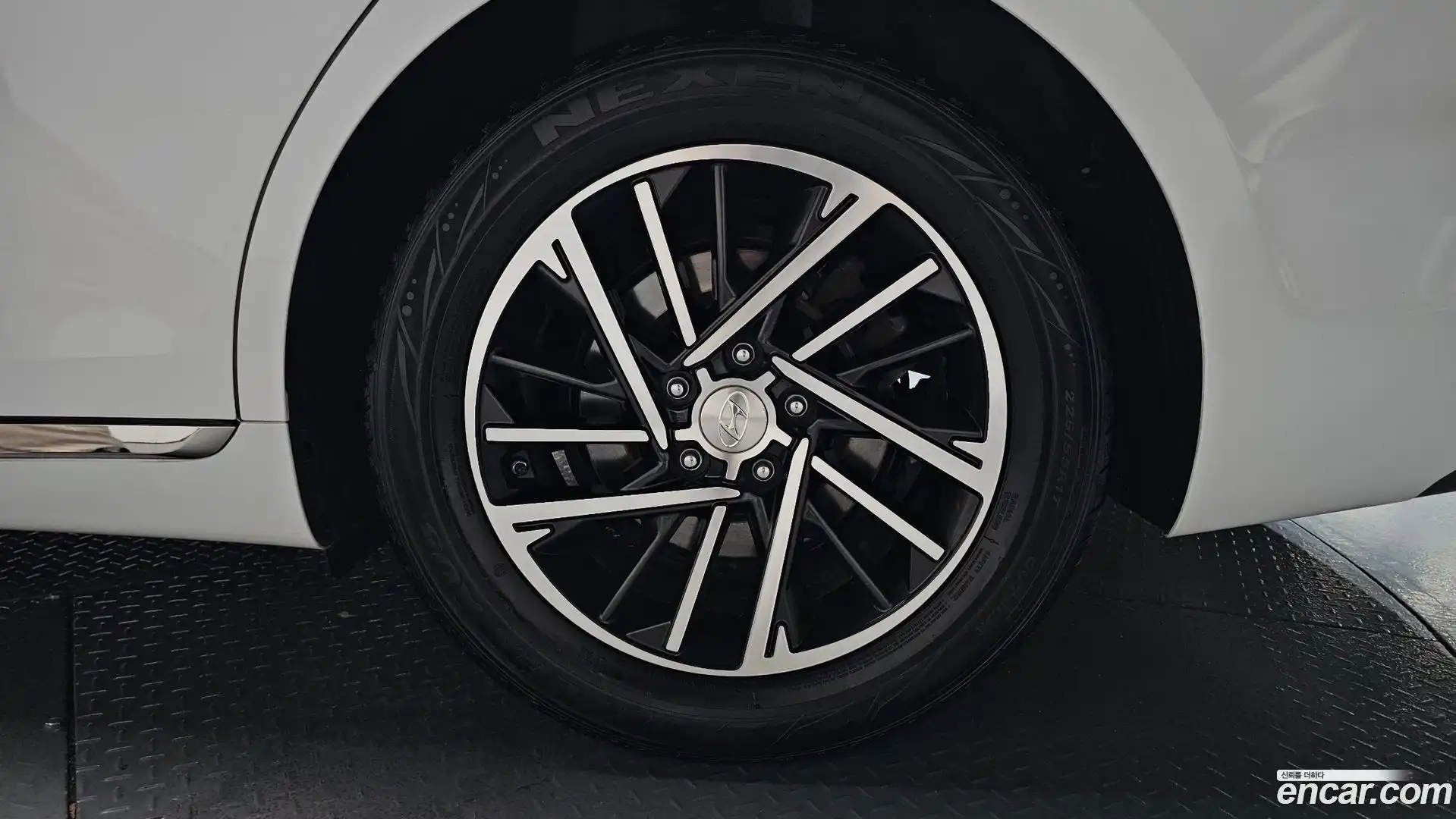 Grandeur Hyundai 2022.7-OUTER-031