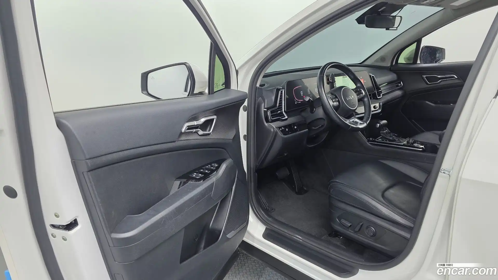 Sportage Kia 2022.4-INNER-010