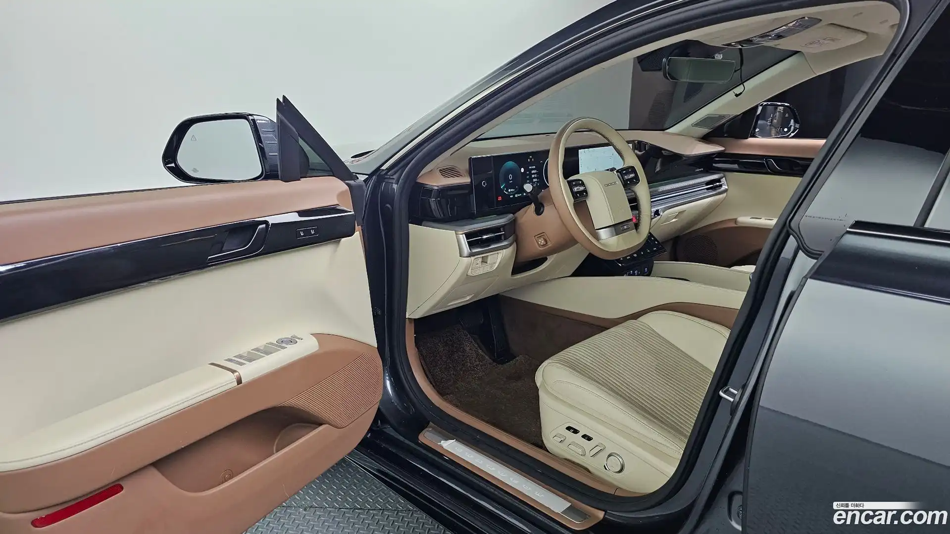 Grandeur Hyundai 2023.4-INNER-010