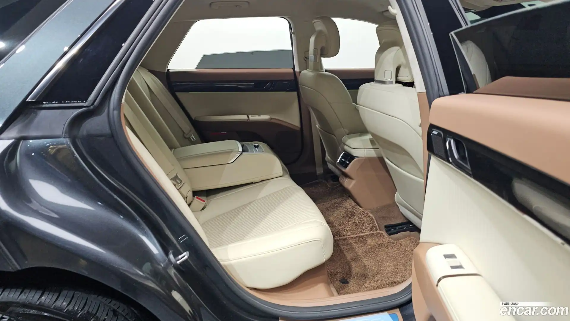 Grandeur Hyundai 2023.4-OPTION-015