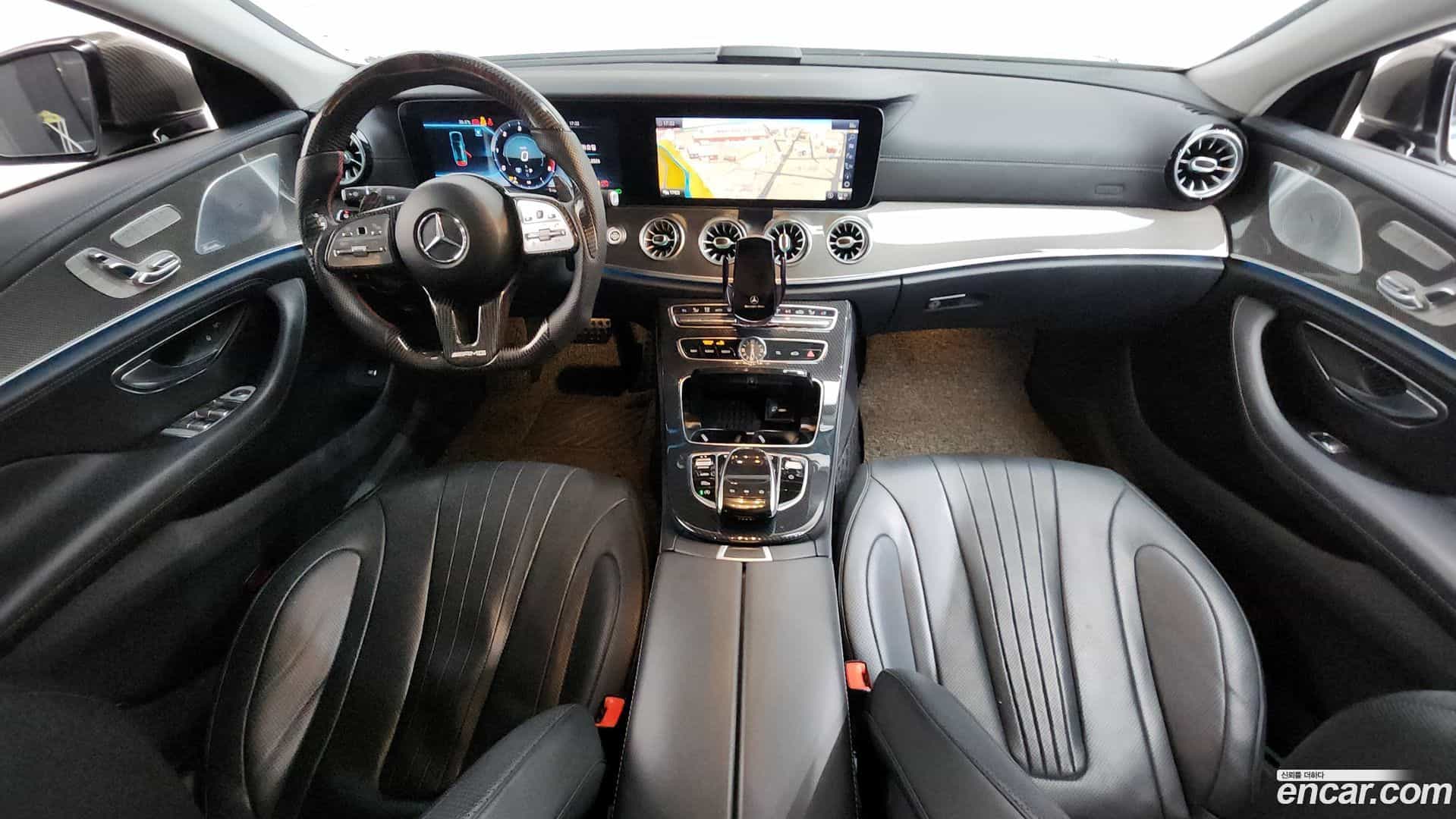 CLS-Class Mercedes-Benz 2018.10-INNER-007