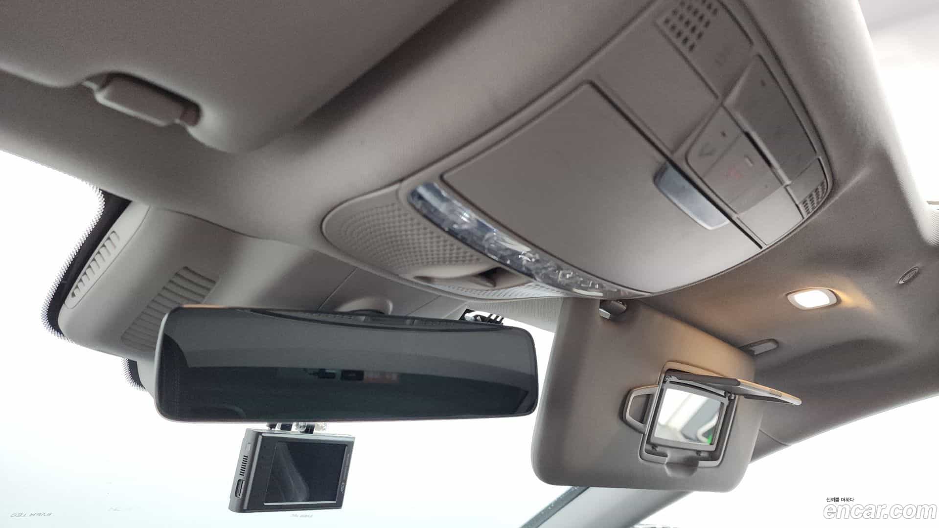CLS-Class Mercedes-Benz 2018.10-OPTION-040