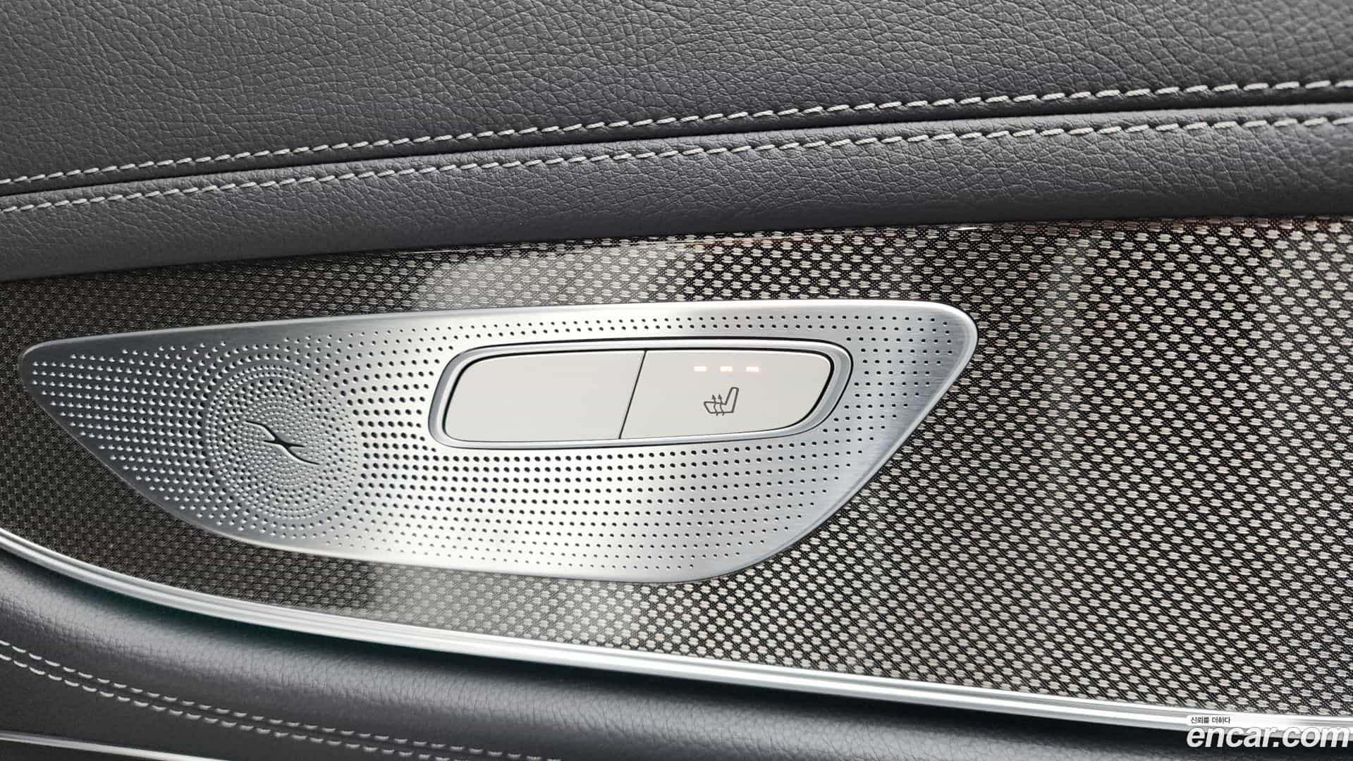 CLS-Class Mercedes-Benz 2018.10-OPTION-047