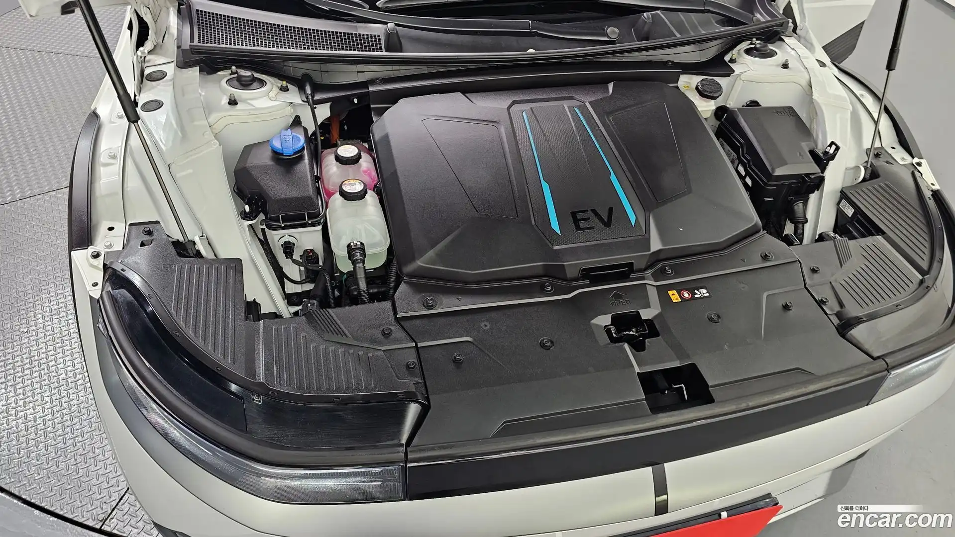 Ioniq5 Hyundai 2023.10-OUTER-006