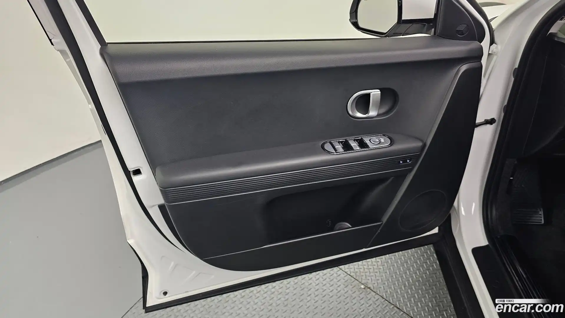 Ioniq5 Hyundai 2023.10-INNER-034