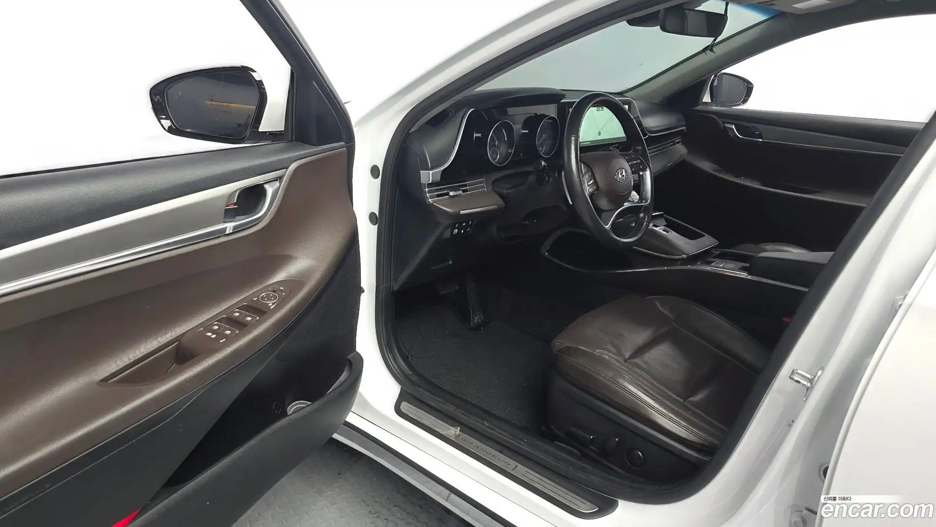 Grandeur Hyundai 2021.5-INNER-010