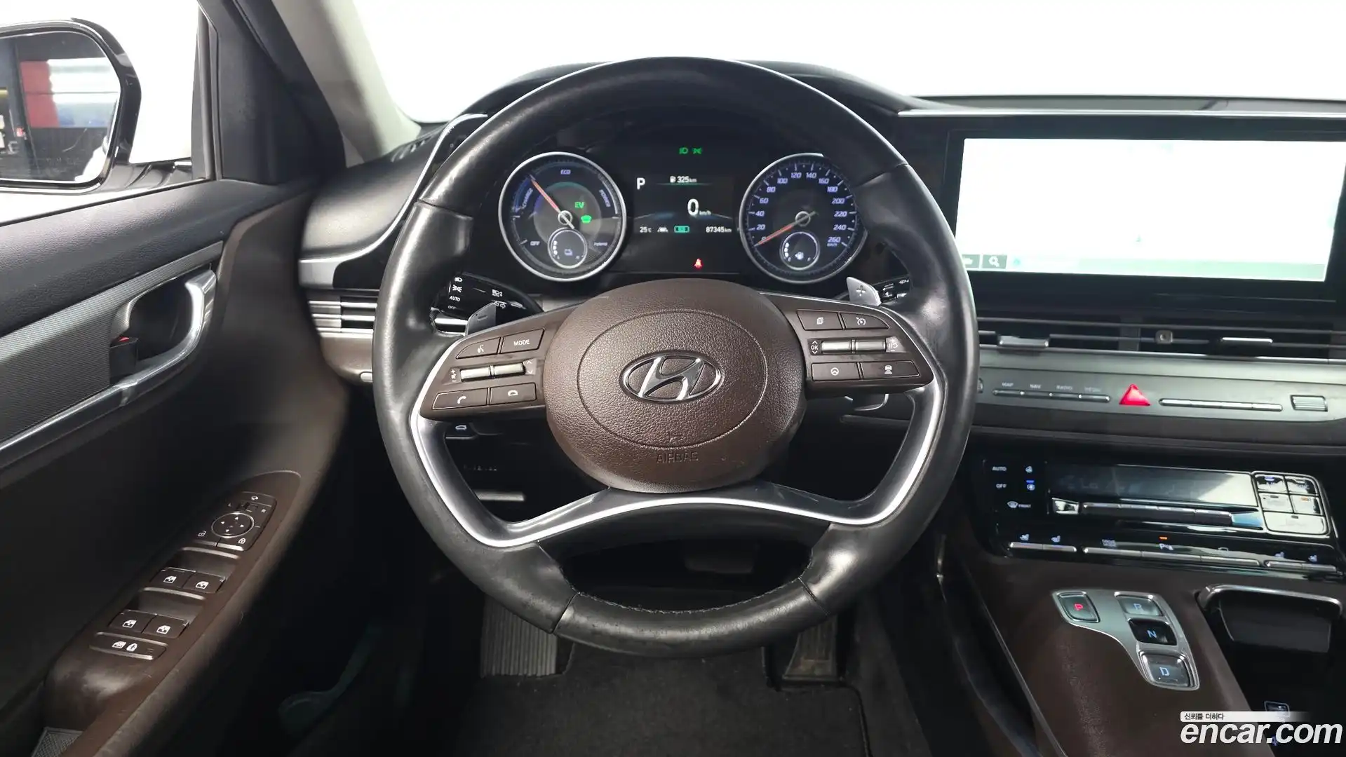 Grandeur Hyundai 2021.5-OPTION-016