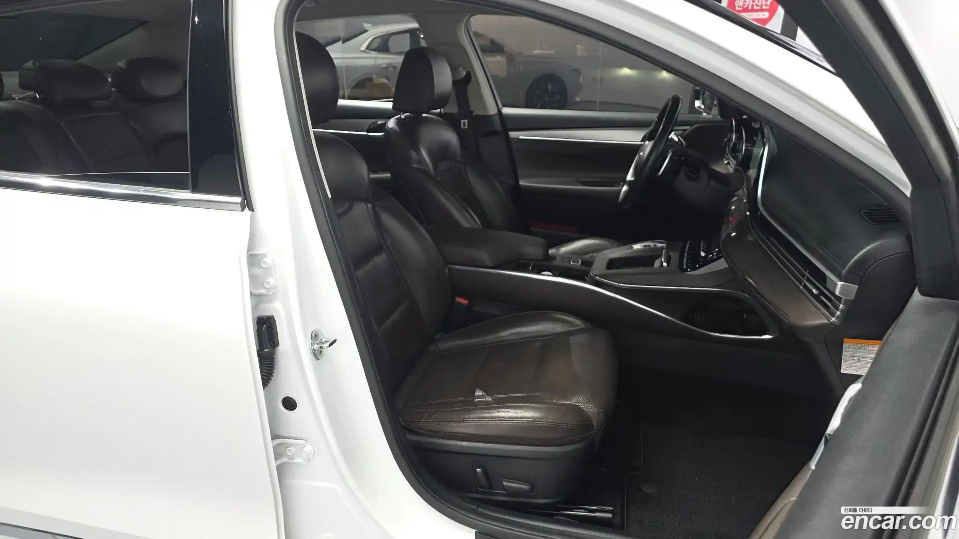 Grandeur Hyundai 2021.5-INNER-036