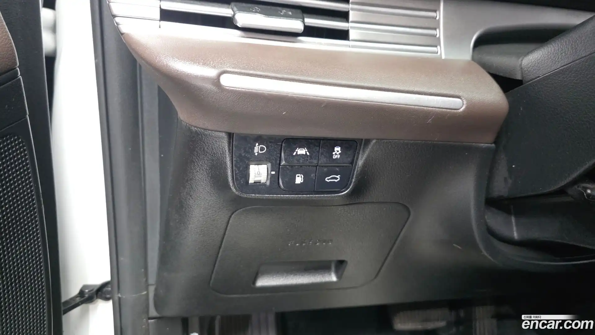 Grandeur Hyundai 2021.5-OPTION-040
